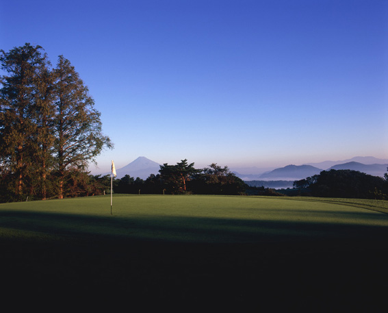 伊豆国際CCのWEB紹介画像である。